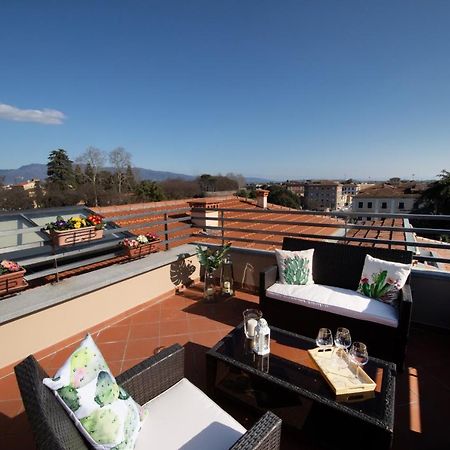 Rooftop Delight With Terrace ルッカ エクステリア 写真
