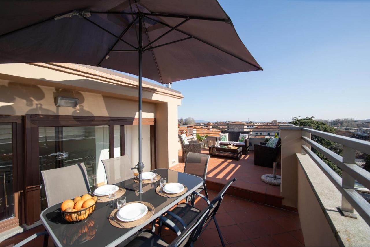 Rooftop Delight With Terrace ルッカ エクステリア 写真